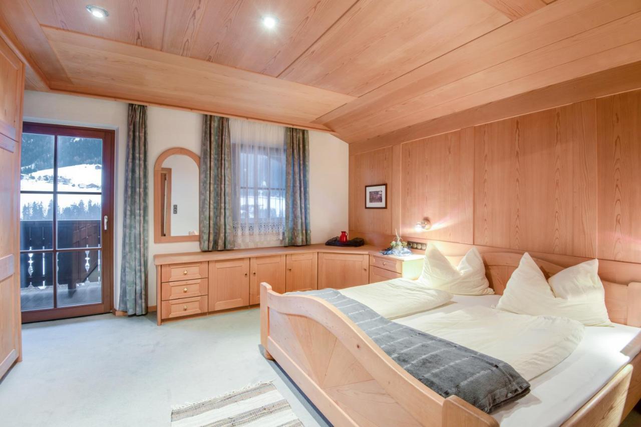 Apartments Christa App A Ortisei Eksteriør billede